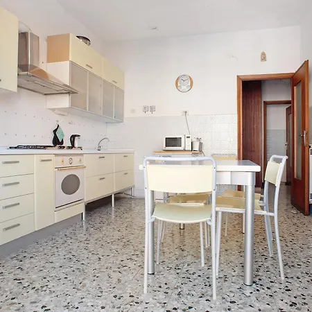 Casa Bruno E Iris דירה לבנטו